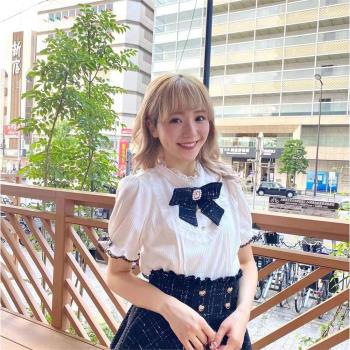 2022春夏 lizlisa原單甜美可愛蝴蝶結袖口蕾絲邊珍珠領短袖襯衫女