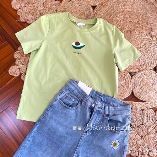 夏季新款常規款可愛甜美牛油果色印花短袖棉T恤 炒雞顯白