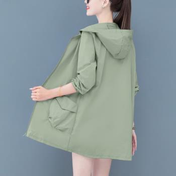 連帽防曬衣女士夏季2025新款媽媽中長外套長袖輕薄防曬服開衫上衣