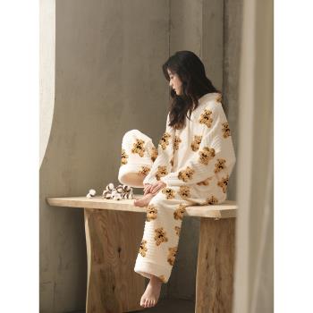 睡衣女秋冬季珊瑚絨2024年新款加絨加厚家居服女士可外穿小熊套裝