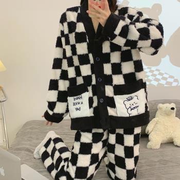 卡通睡衣女格子珊瑚絨秋冬季2022年新款加厚法蘭絨寬松套裝家居服