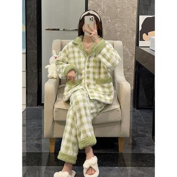 女綠色格子大碼法蘭絨保暖睡衣