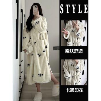 可愛大熊貓連帽珊瑚絨睡衣女冬季加絨加厚家居服毛絨睡裙大碼睡袍