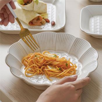 Endless stars 家用浮雕盤子陶瓷飯碗套裝日式湯碗早餐杯網紅餐具