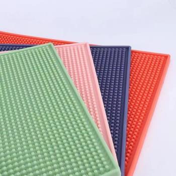 加厚廚房防燙篆刻餐桌矽膠吧臺墊
