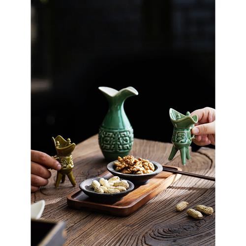 汝瓷绿釉高爵杯　酒器 爵杯 古玩 旧家収蔵 爵 陶芸　古美術品 爵杯陶瓷古風酒杯家用白酒杯仿古一兩高腳杯古代宮廷風分酒器酒壺|酒杯