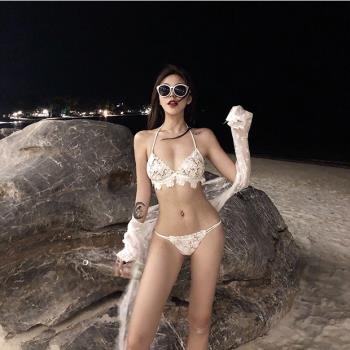 ins網紅款比基尼三點式性感蕾絲小胸聚攏丁字褲仙女範溫泉泳衣女