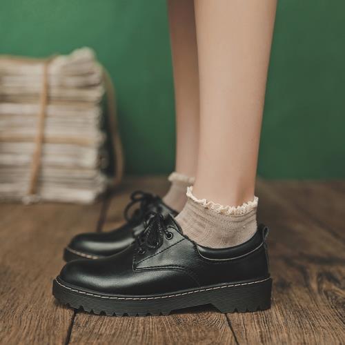 英倫風小皮鞋女日系學院秋冬款百搭學生系帶平底真皮黑色工作單鞋