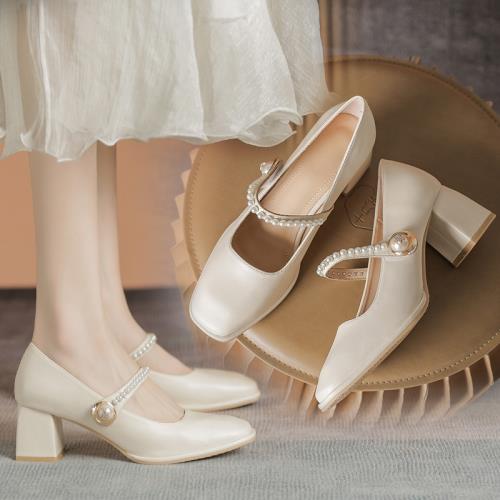 單鞋女2025年新款百搭溫柔仙女風珍珠瑪麗珍淺口小皮鞋粗跟高跟鞋