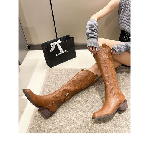 大西北旅游穿搭靴子2023秋季粗跟拉鏈騎士靴女復古刺繡西部牛仔靴