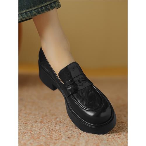 七里香丨ITSK丨樂福鞋女復古圓頭厚底一腳蹬黑色英倫小皮鞋