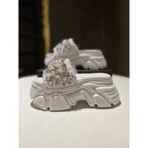 歐洲站厚底松糕拖鞋女2022年新款一字拖鞋女夏外穿水鉆高級感涼拖