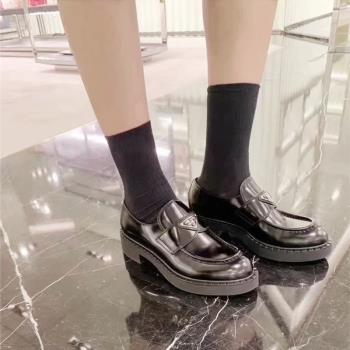 網紅MONA休閑樂福鞋大牌風三角標