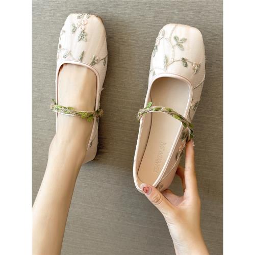 漢服鞋子女古風繡花鞋百搭瑪麗珍單鞋女旗袍漢元素茶藝老北京布鞋