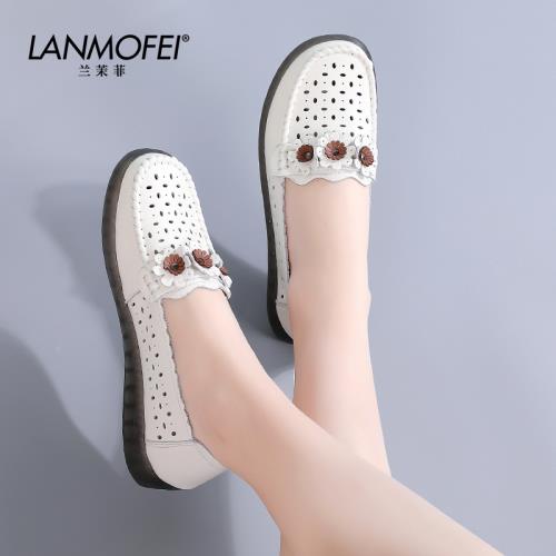 真皮鞋子女2023新款夏季一腳蹬樂福鞋鏤空平底單鞋軟底媽媽豆豆鞋