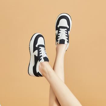 2023年春季時尚百搭輕便舒適板鞋