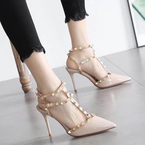 韓版尖頭淺口高跟鞋漆皮鉚釘女鞋2024年春夏季新款細跟包頭涼鞋女