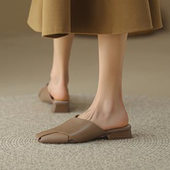 夏季真皮包頭半拖鞋女時尚外穿2025年新款粗跟懶人穆勒鞋半單鞋女