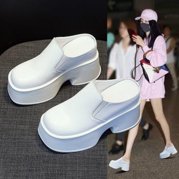 包頭半拖鞋女春夏11CM坡跟高跟鞋防水臺厚底松糕鞋真皮內增高涼鞋