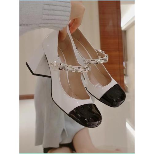 復古瑪麗珍鞋女法式方頭白色高跟鞋仙女風小皮鞋珍珠漆皮粗跟單鞋