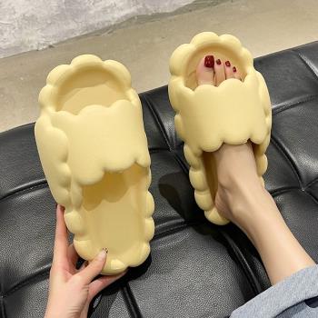 拖鞋女夏季外穿時尚ins潮情侶居家室內踩屎感厚底防滑雲朵涼拖鞋