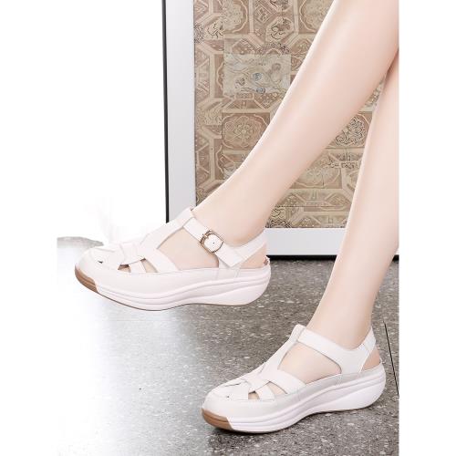 媽媽包頭涼鞋女2025夏新款鏤空透氣軟底皮鞋平底休閑鞋子真皮女鞋