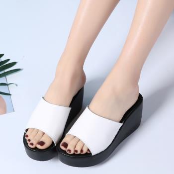 厚底真皮坡跟新款夏季外出拖鞋