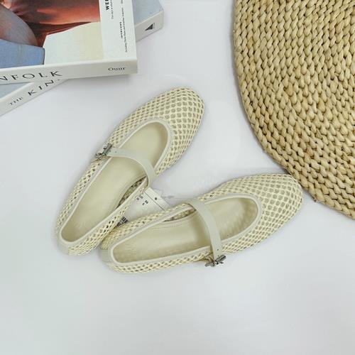 清涼一夏 HM漁網圓頭網眼一字扣帶芭蕾舞鞋女鏤空瑪麗珍平底單鞋