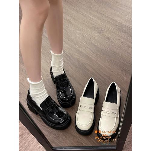 樂福鞋子女高跟2025年春秋季新款黑色通勤厚底配裙子白色小皮鞋潮