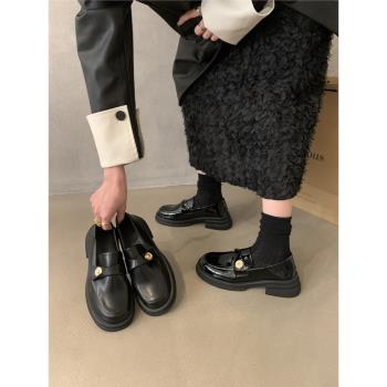 英倫風高階感金幣加絨女冬小皮鞋