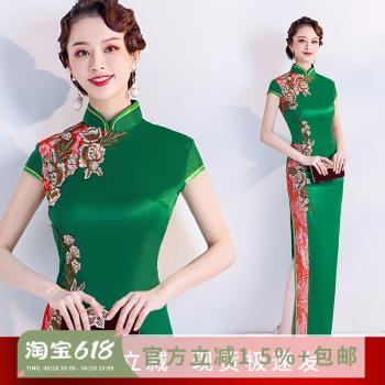綠色中式新娘主持人婚紗禮服表演