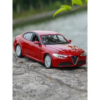 比美高bburago 1:24模型阿爾法羅密歐giulia車模仿真合金汽車模型