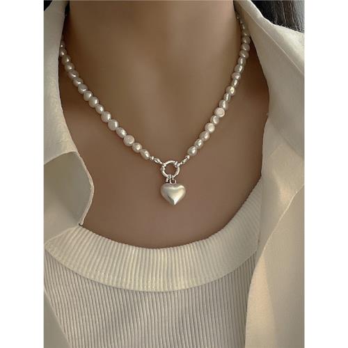 愛心淡水珍珠925純銀輕奢毛衣項鏈女小眾鎖骨鏈高級感2025新款潮