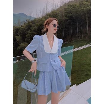 小香風短褲搭配休閑女兩件套