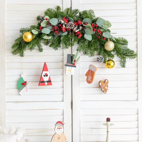 阿楹 圣誕裝飾品藤條松針綠植門掛飾ins吊球門楣墻面櫥窗場景布置