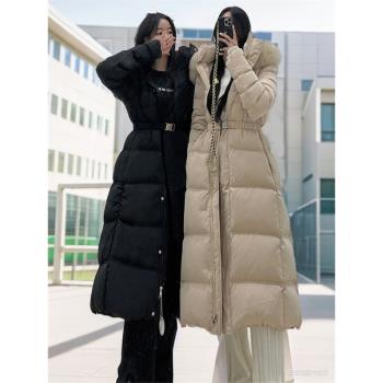 真狐貍毛領連帽羽絨服女黑色長款冬季新款韓國過膝收腰白鴨絨外套