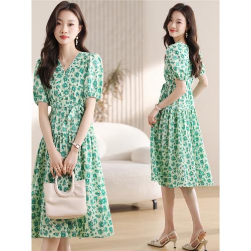 邁締諾法式小眾碎花開叉連衣裙子女夏天2025年新款長裙收腰顯瘦顯