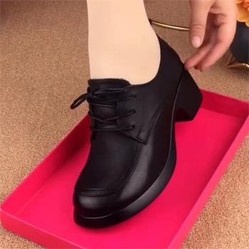 中跟圓頭系帶時尚舒適防滑女鞋