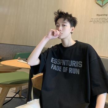 美式復古t恤男夏季潮流簡約字母印花半袖體恤薄款寬松青少年短袖