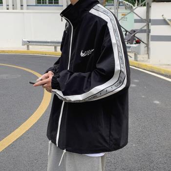 秋季運動服美式寬松男士沖鋒衣