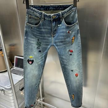 春秋季新款重工刺繡小直筒藍色牛仔褲男士潮流百搭修身休閑九分褲
