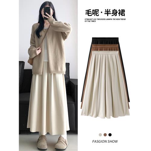 白色秋冬梨形身材中長款百褶裙