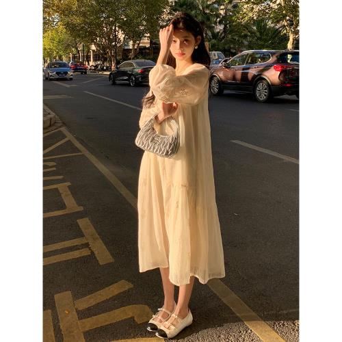 法式白色長袖侘寂連衣裙女春夏裝高級絕美寬松慵懶松弛感仙氣長裙