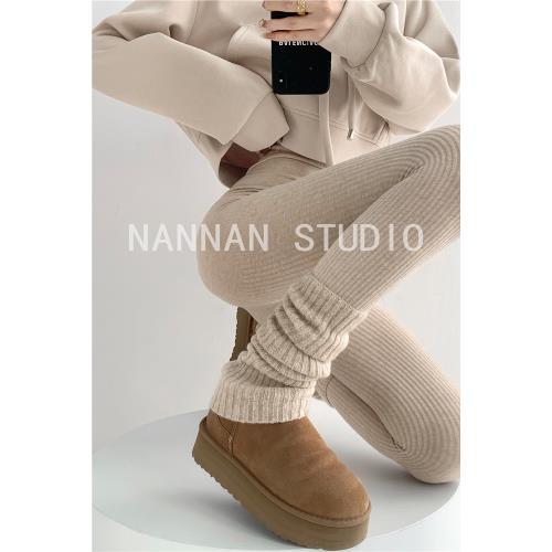 清倉！顯瘦春秋彈力微壓豎條紋打底褲女外穿加絨連褲襪