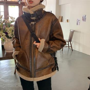 2024年秋冬新款小個子羊羔毛加絨短款皮毛一體機車服夾克厚外套女