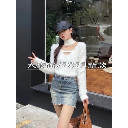 仿貂絨v領掛脖毛衣女秋冬鏤空露鎖骨軟糯純欲辣妹高腰打底針織衫