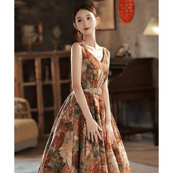 高階感晚禮服女2024新款宴會氣質長款花朵結婚敬酒服新娘訂婚秋冬