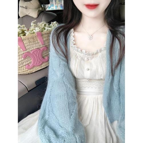 溫柔風奶系穿搭春天套裝鹽系穿搭輕熟法式連衣裙針織開衫兩件套女