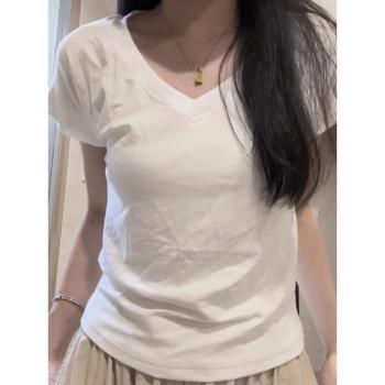 大碼胖mm正肩V領短袖t恤女夏季2024年新款修身設計感小眾辣妹上衣