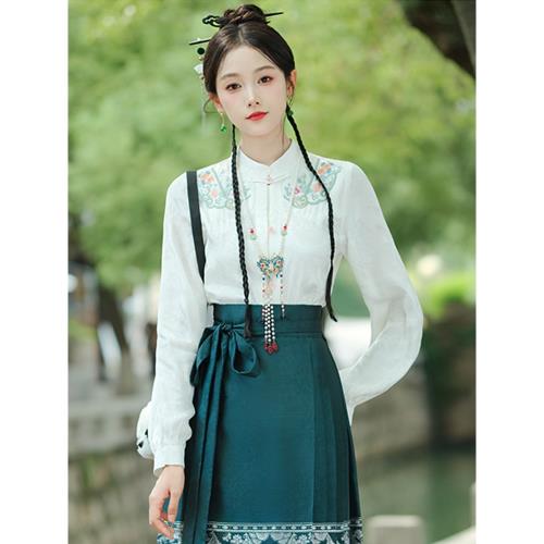 配馬面裙的襯衣長袖春秋國風刺繡上衣古風女裝立領對襟新中式襯衫